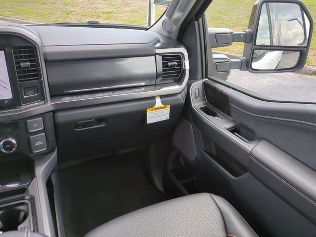 New 2026 Ford F250 Lariat w/ Black Appearance Package AWD/4WD image 17