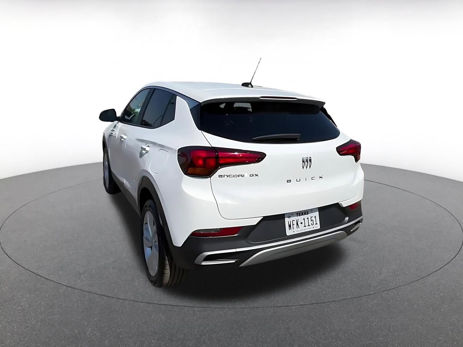 Used 2025 Buick Encore GX Preferred FWD image 11