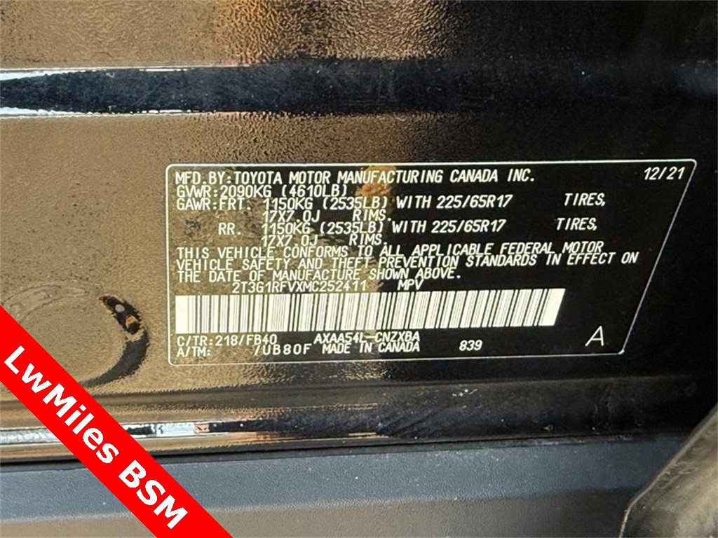 Used 2021 Toyota RAV4 LE image 31