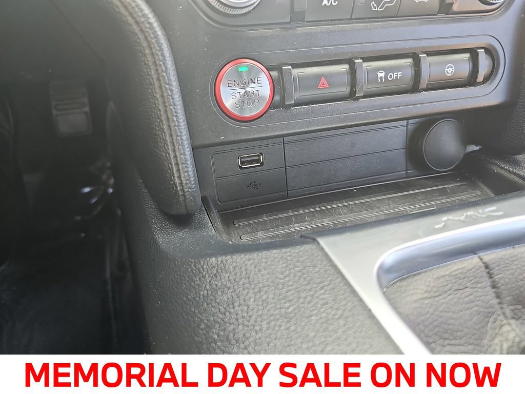 Used 2022 Ford Mustang Coupe RWD image 23