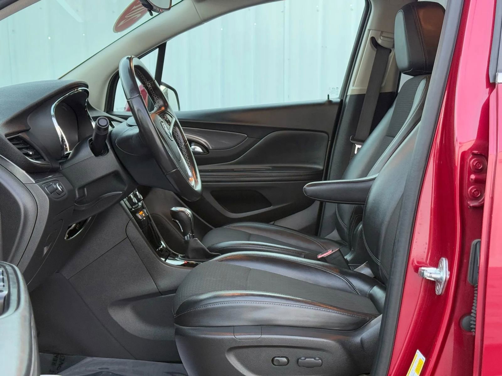 Used 2019 Buick Encore Preferred image 9