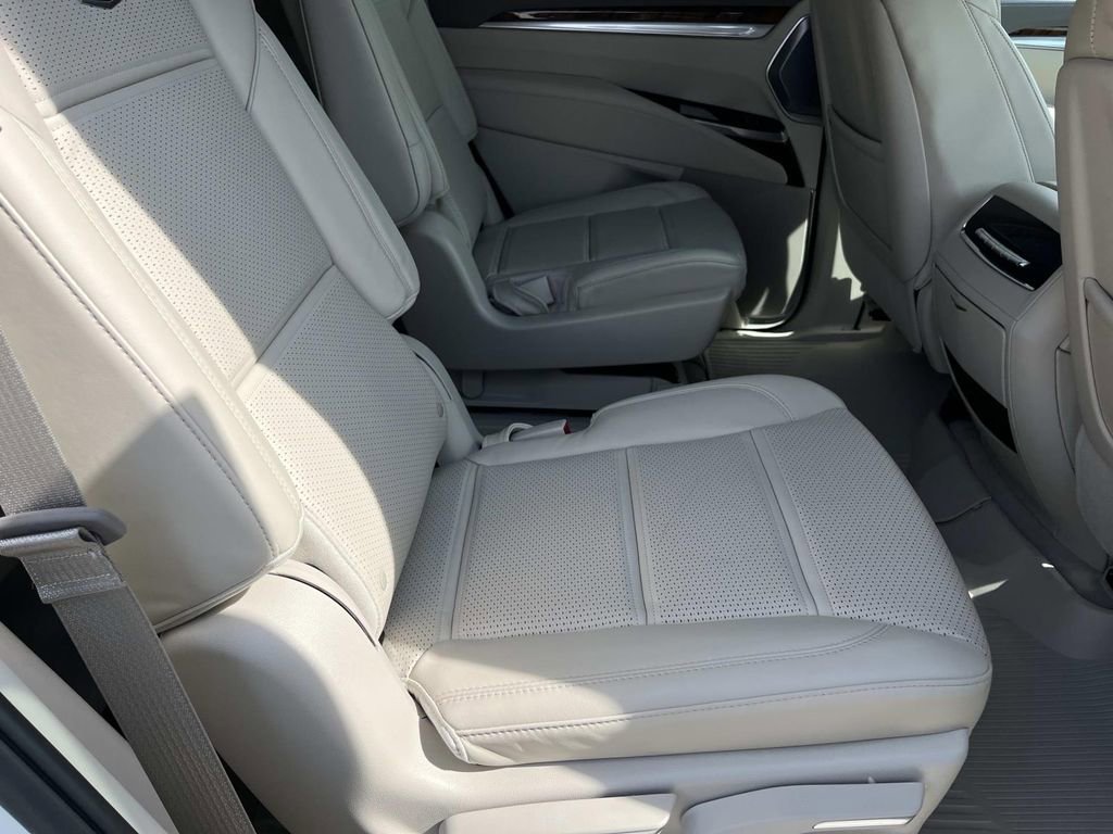 Certified 2025 Cadillac Escalade Sport Platinum image 23