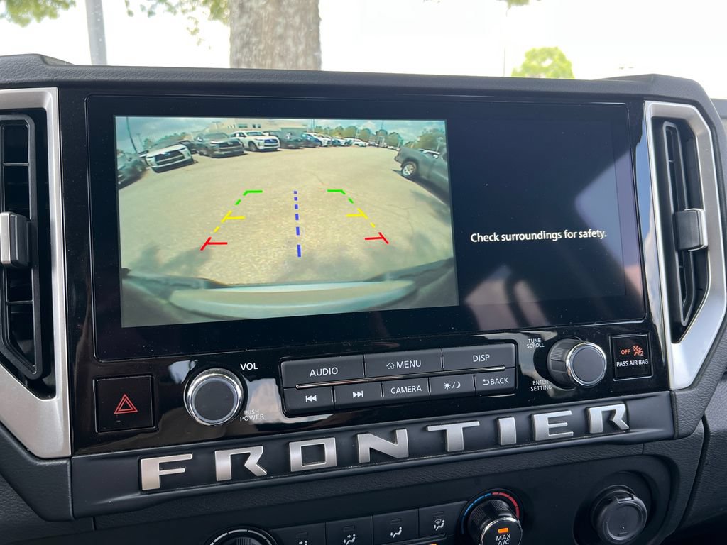 Used 2025 Nissan Frontier SV RWD image 21