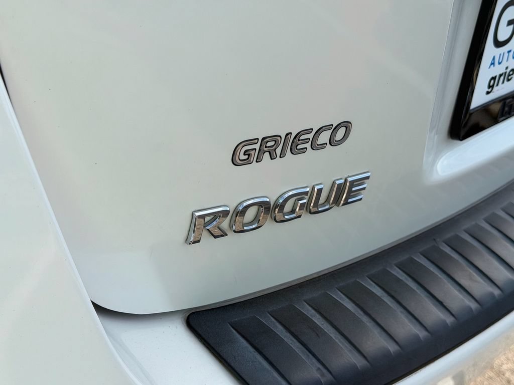 Used 2012 Nissan Rogue SV w/ Premium Pkg AWD/4WD image 15