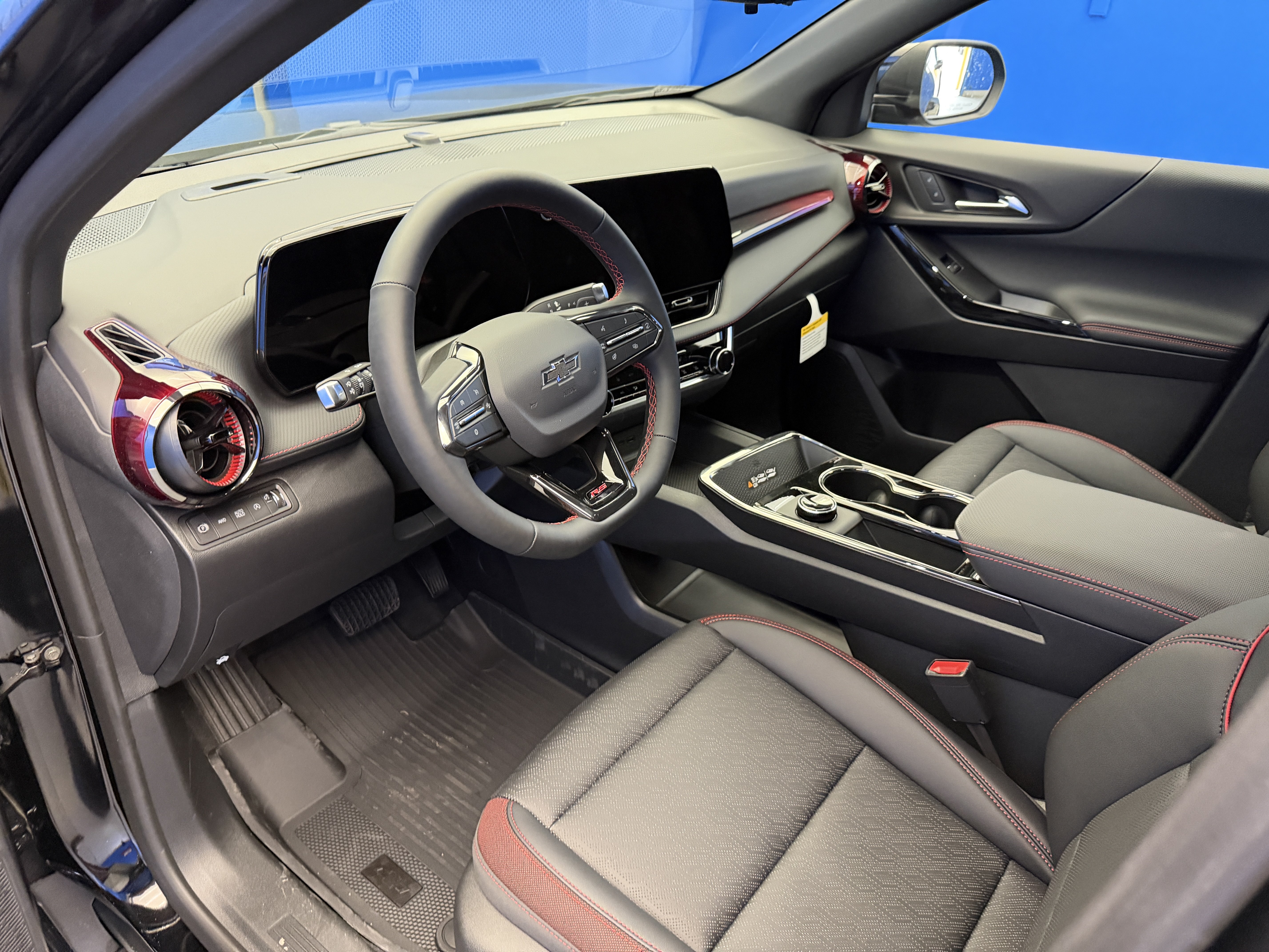 New 2027 Chevrolet Equinox RS w/ Safety and Technology Package AWD/4WD image 11