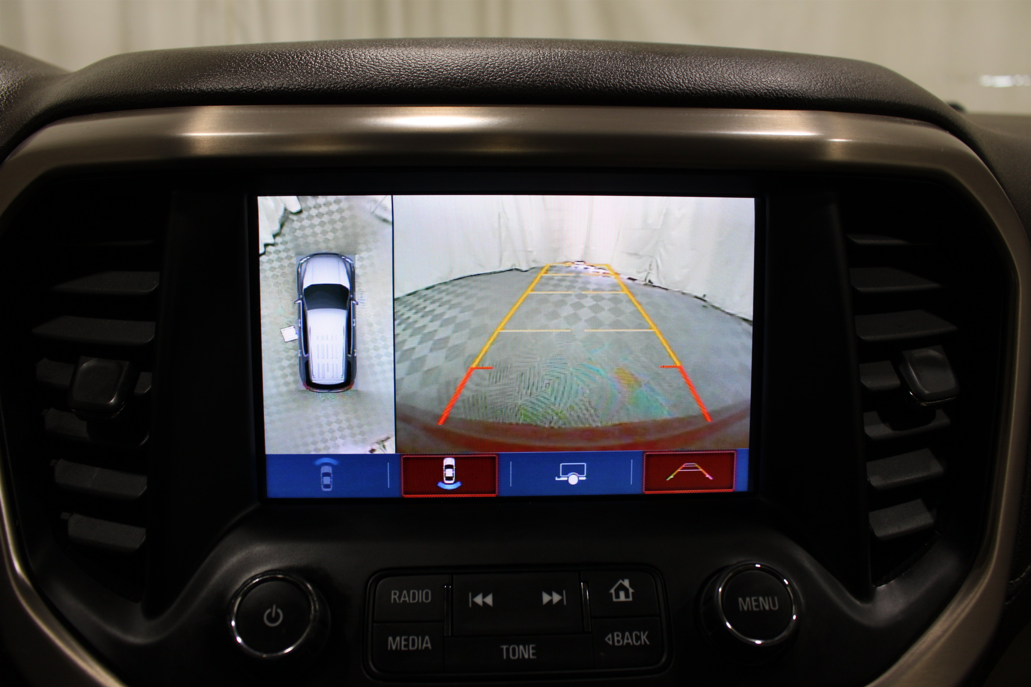 Used 2019 GMC Acadia Denali w/ Technology Package AWD/4WD image 17