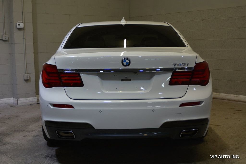 Used 2014 BMW 740i image 36