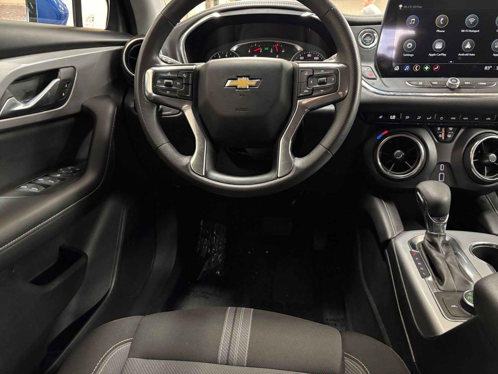 Used 2025 Chevrolet Blazer LT FWD image 34