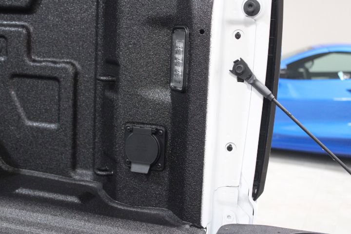 New 2026 GMC Sierra 1500 SLE w/ X31 Off-Road Package image 13