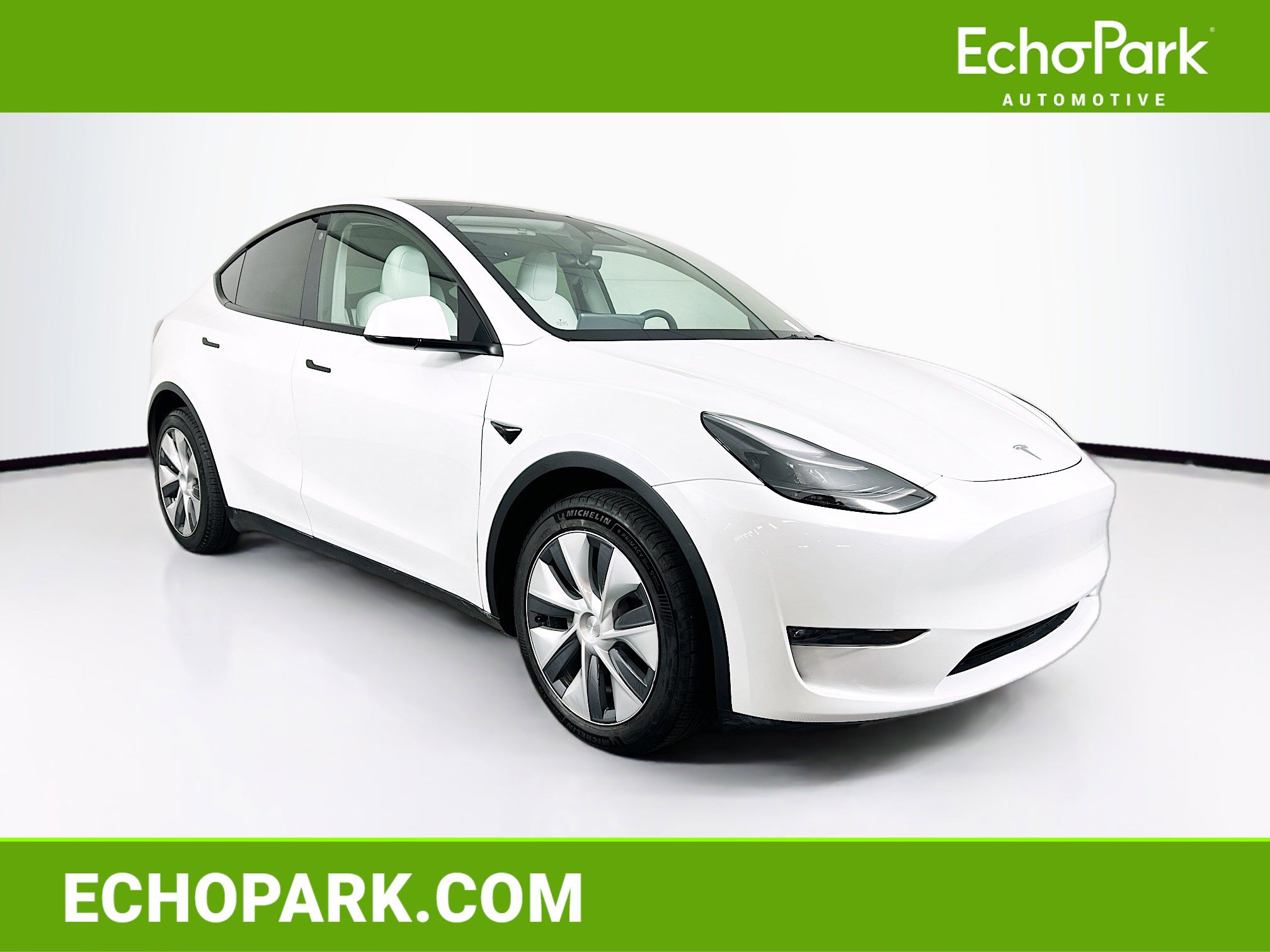 Used 2023 Tesla Model Y Long Range image 1
