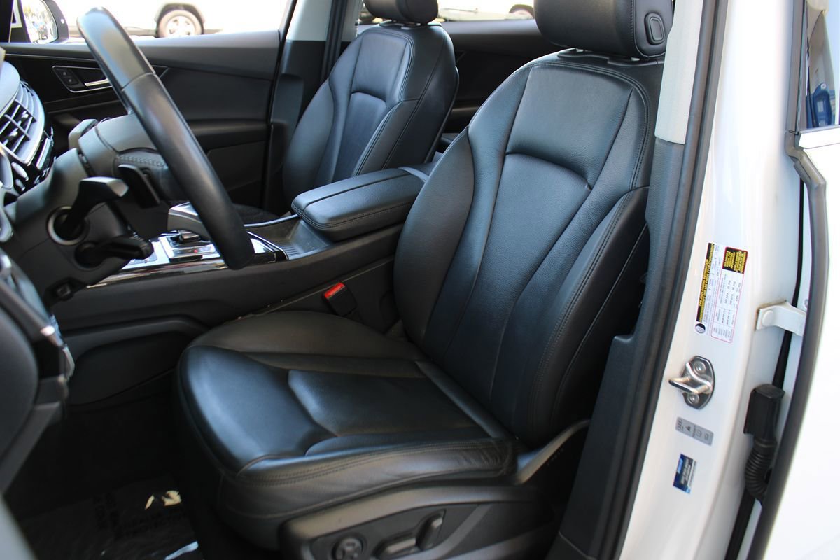 Used 2019 Audi Q7 3.0T Premium w/ Convenience Package AWD/4WD image 25