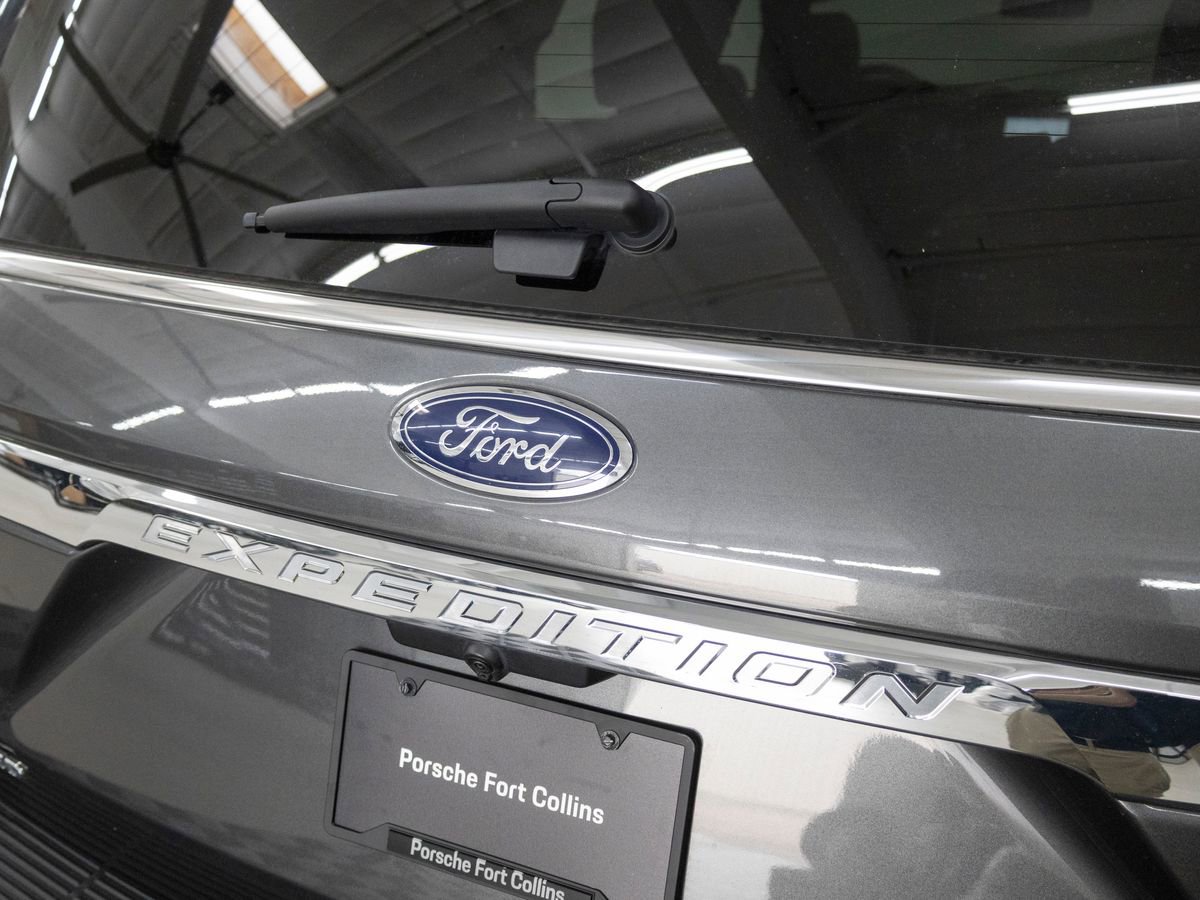 Used 2020 Ford Expedition Limited w/ Special Edition Package AWD/4WD image 10