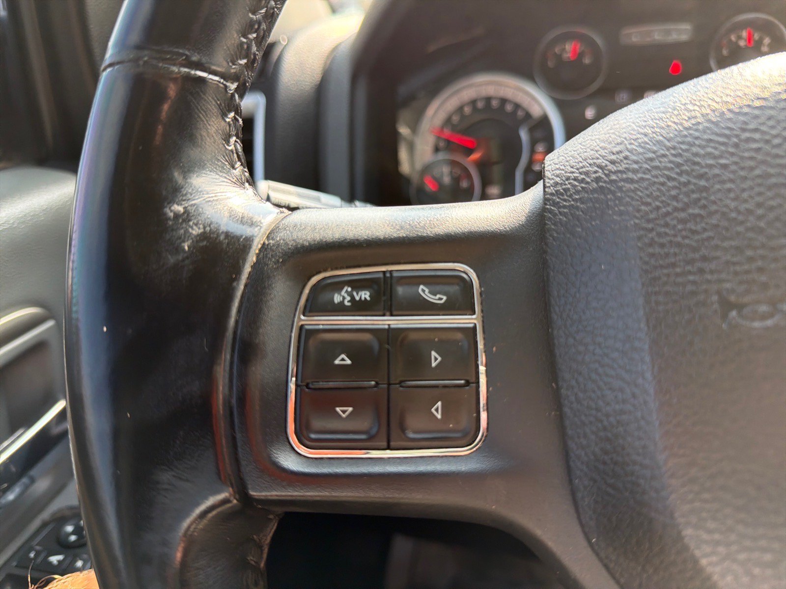 Used 2019 RAM 1500 Big Horn RWD image 15
