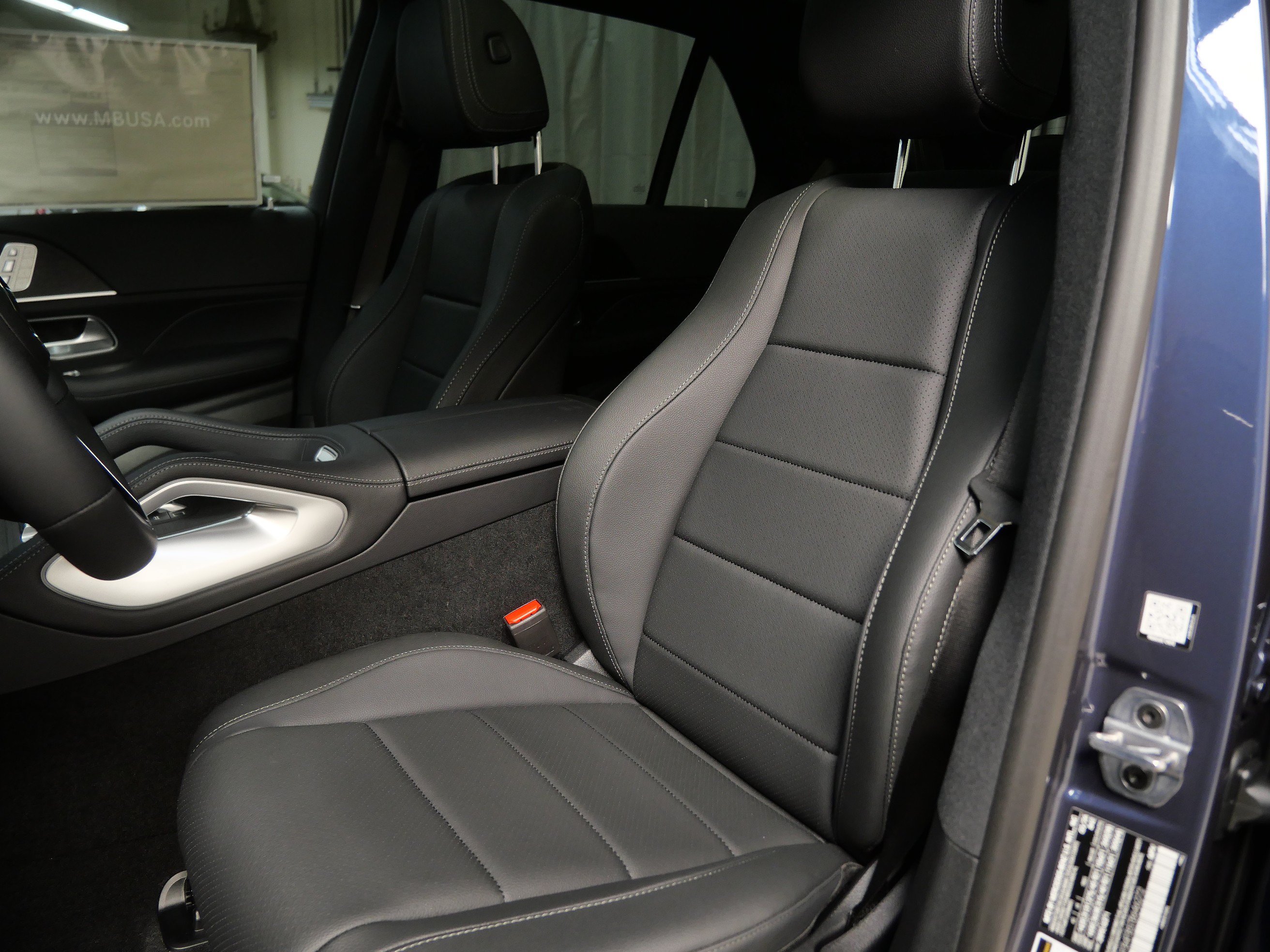 New 2026 Mercedes-Benz GLE 350 4MATIC image 3