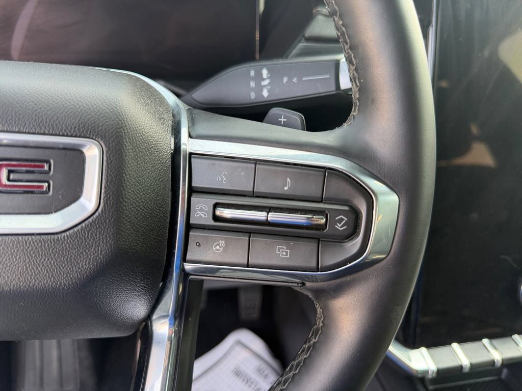 Used 2024 GMC Acadia Elevation w/ Black Edition FWD image 21