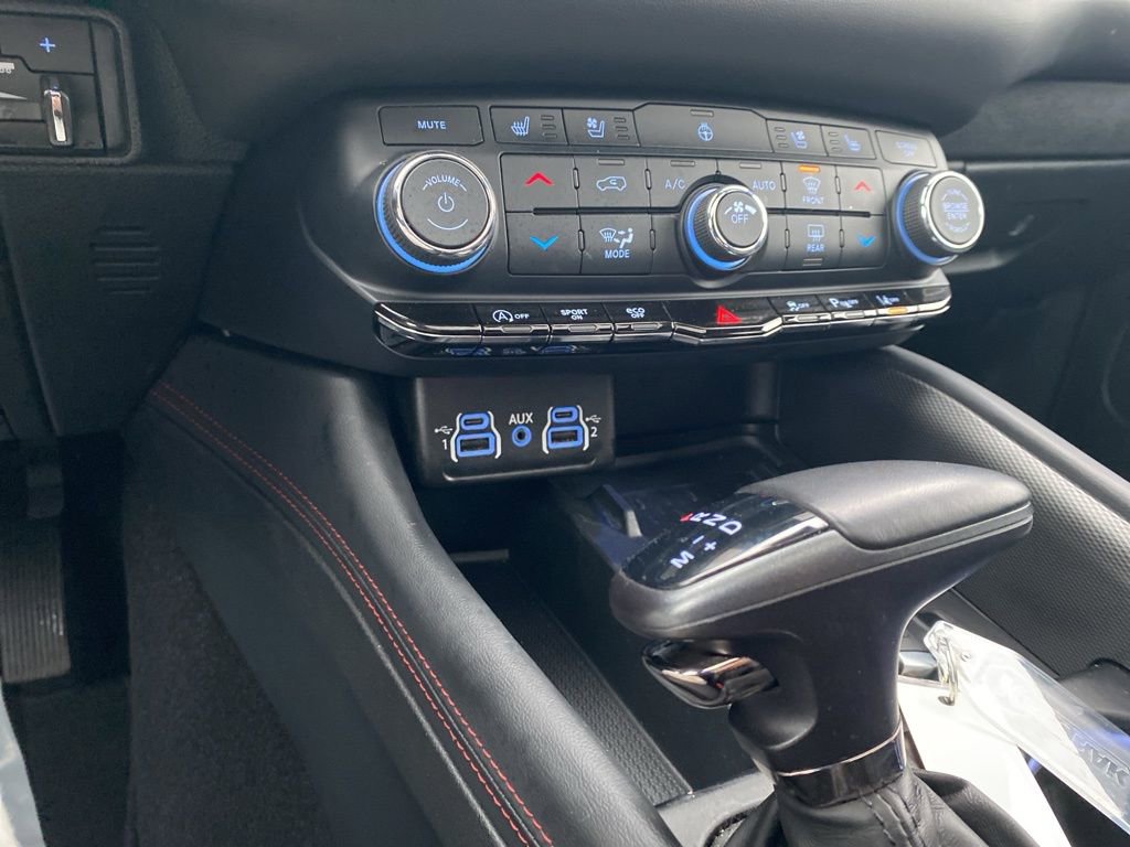 Used 2025 Dodge Durango GT image 34