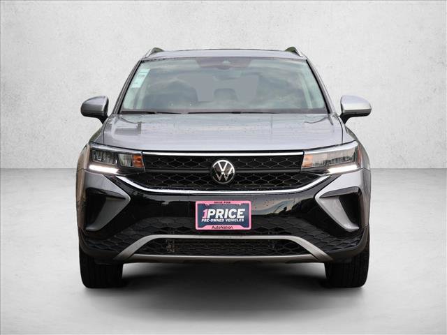 Used 2023 Volkswagen Taos SE w/ Panoramic Sunroof Package AWD/4WD video 2