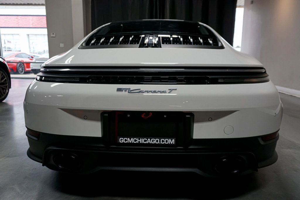 Used 2025 Porsche 911 Carrera T RWD image 18