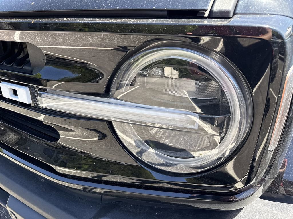 Used 2023 Ford Bronco Outer Banks AWD/4WD image 9