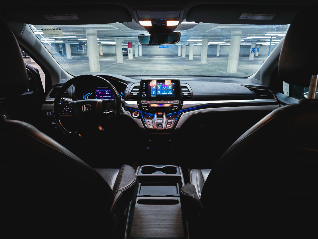 Used 2022 Honda Odyssey Touring image 3