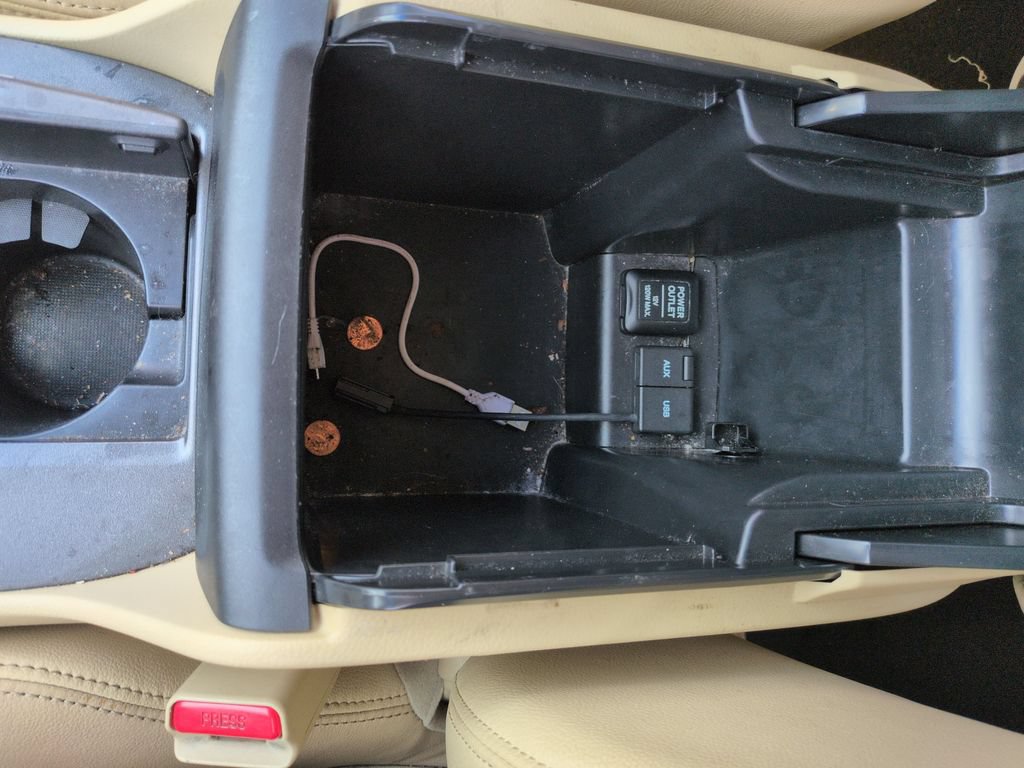 Used 2011 Honda Crosstour EX-L image 27