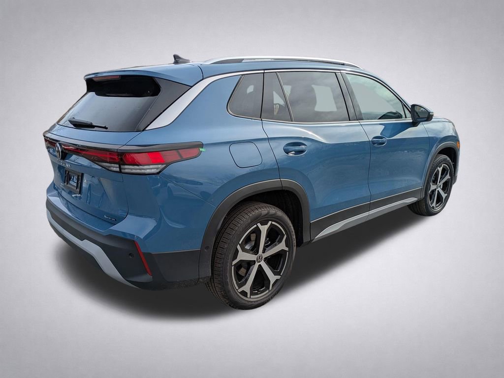 New 2026 Volkswagen Tiguan SE image 3