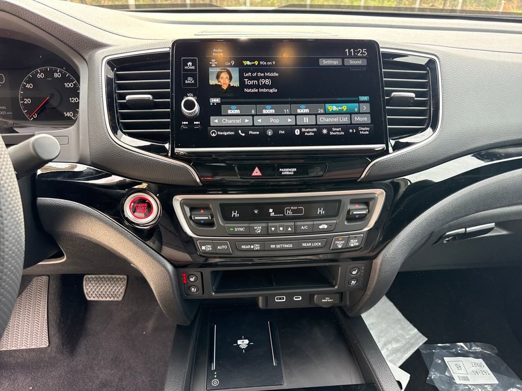 New 2026 Honda Ridgeline Black Edition image 17