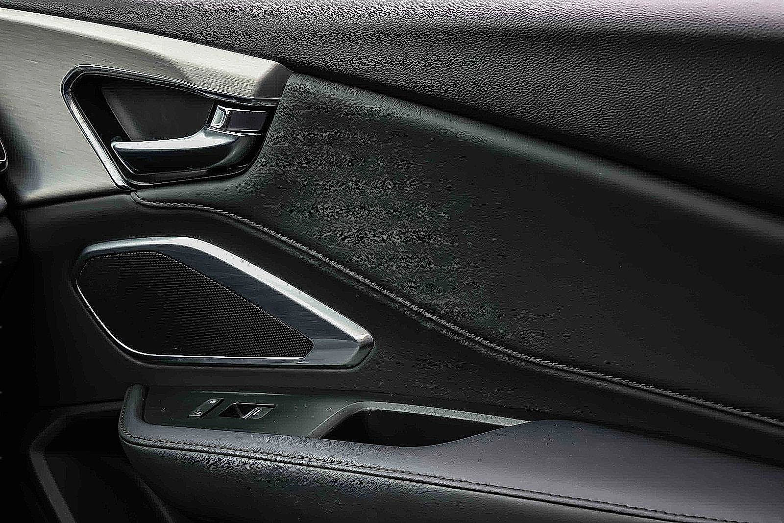 Used 2023 Acura RDX AWD image 16