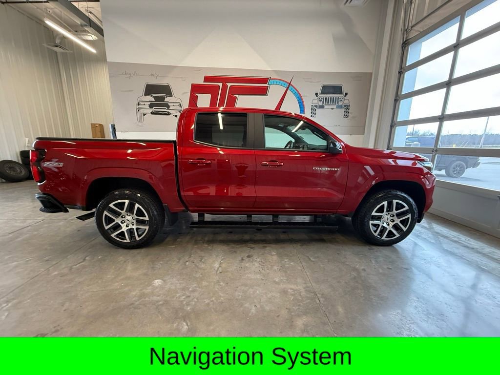 Used 2024 Chevrolet Colorado Z71 w/ Z71 Convenience Package 2 image 2