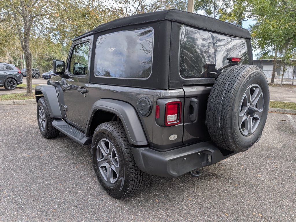 Used 2022 Jeep Wrangler Sport AWD/4WD image 6