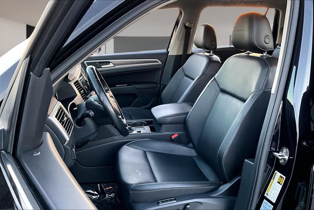 Used 2019 Volkswagen Atlas SEL R-Line FWD image 19