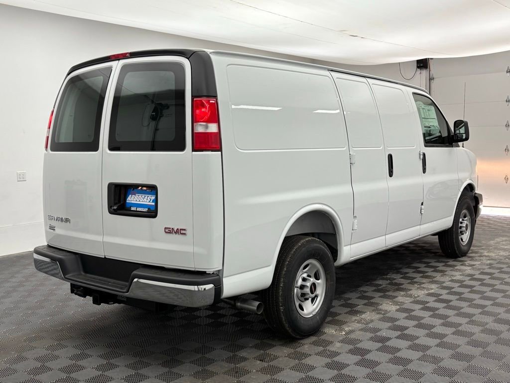 New 2025 GMC Savana 2500 w/ Driver Convenience Package image 5
