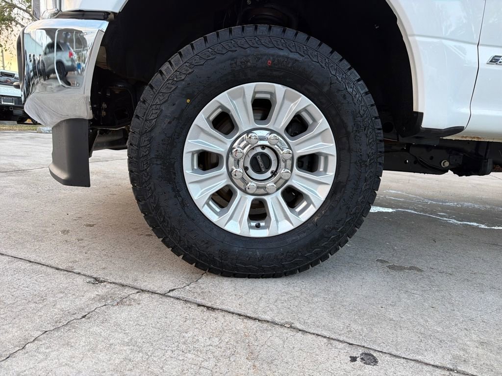 Used 2022 Ford F250 XLT w/ XLT Value Package image 12