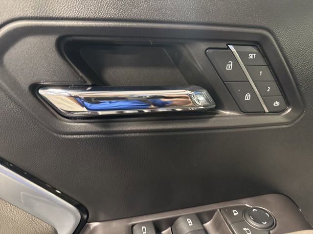 Used 2024 Chevrolet Colorado ZR2 w/ ZR2 Convenience Package III image 13