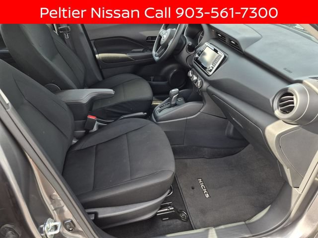 Certified 2025 Nissan Kicks Play S FWD image 9