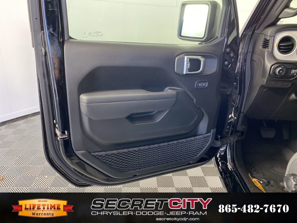 New 2026 Jeep Wrangler Unlimited Sport image 12