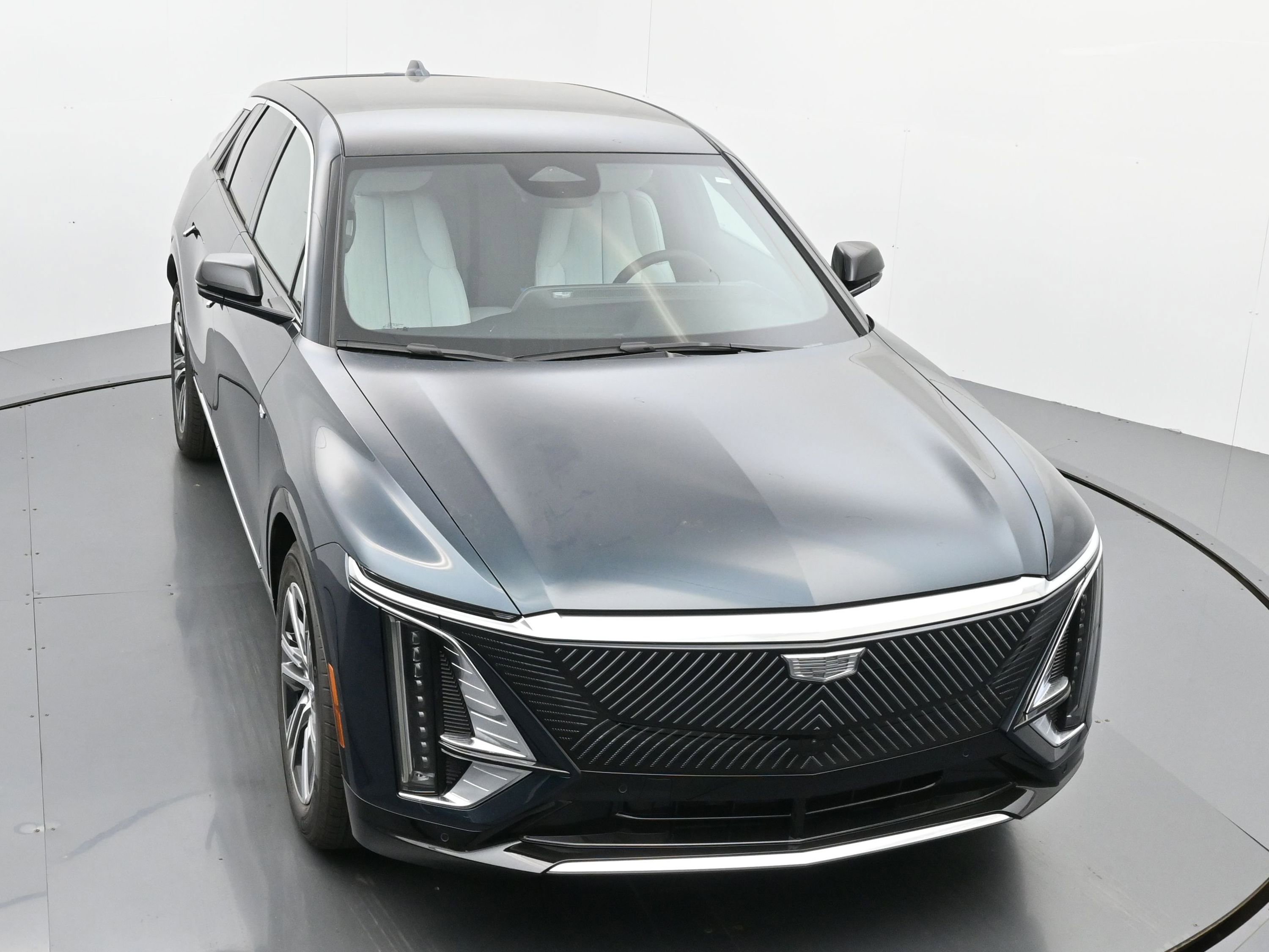 New 2026 Cadillac Lyriq Luxury image 30