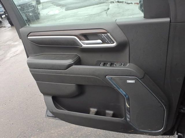 Used 2022 GMC Sierra 1500 SLT w/ SLT Convenience Package image 23