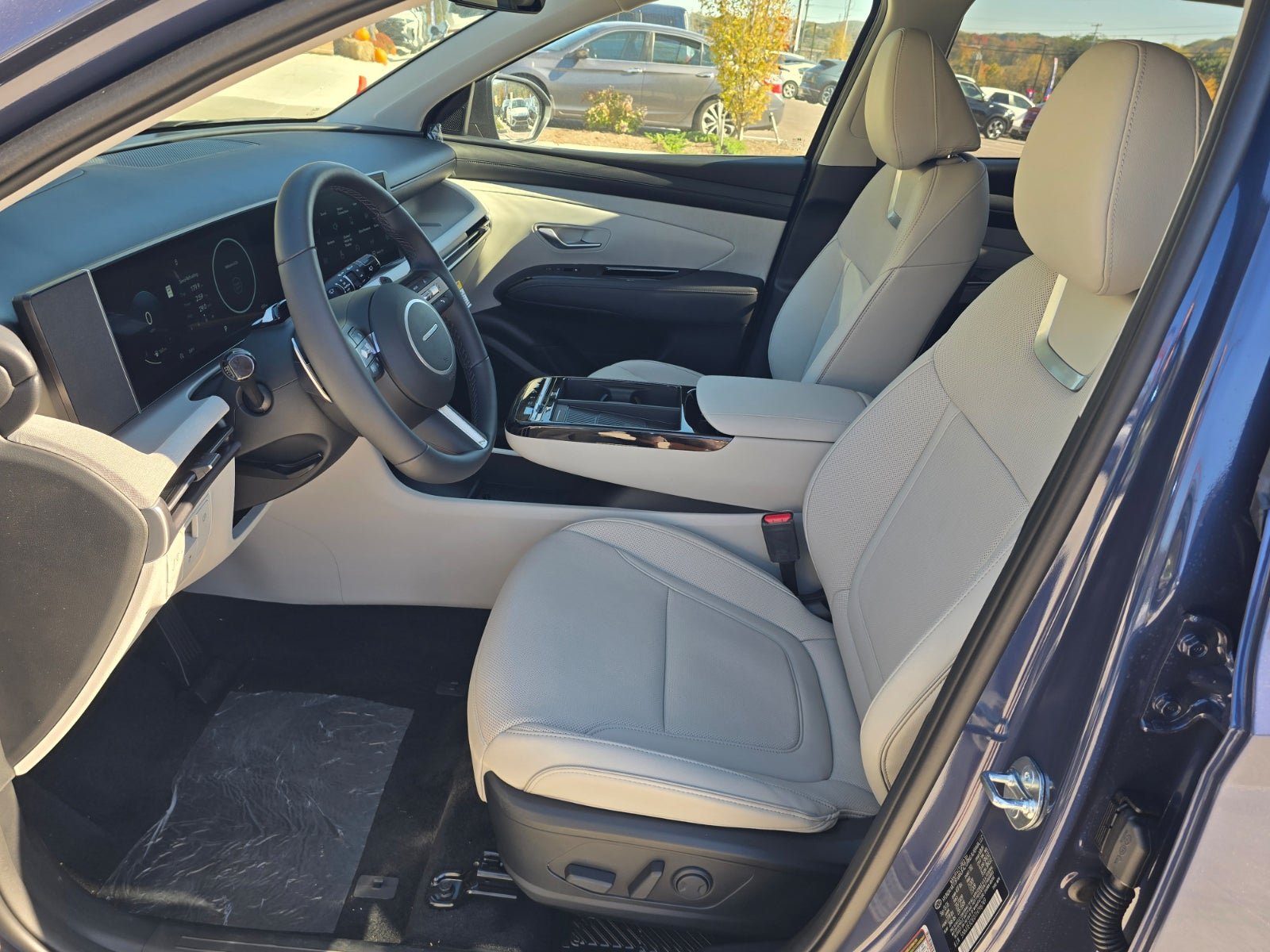 New 2026 Hyundai Tucson Limited FWD image 11