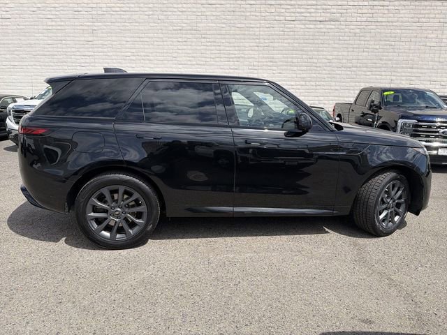 Used 2024 Land Rover Range Rover Sport Dynamic SE AWD/4WD image 3
