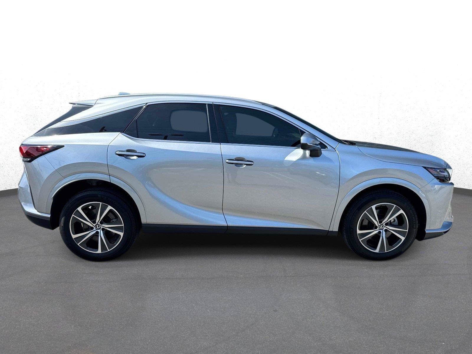 Certified 2025 Lexus RX 350 Premium w/ Accessory Package (Z1) FWD image 2