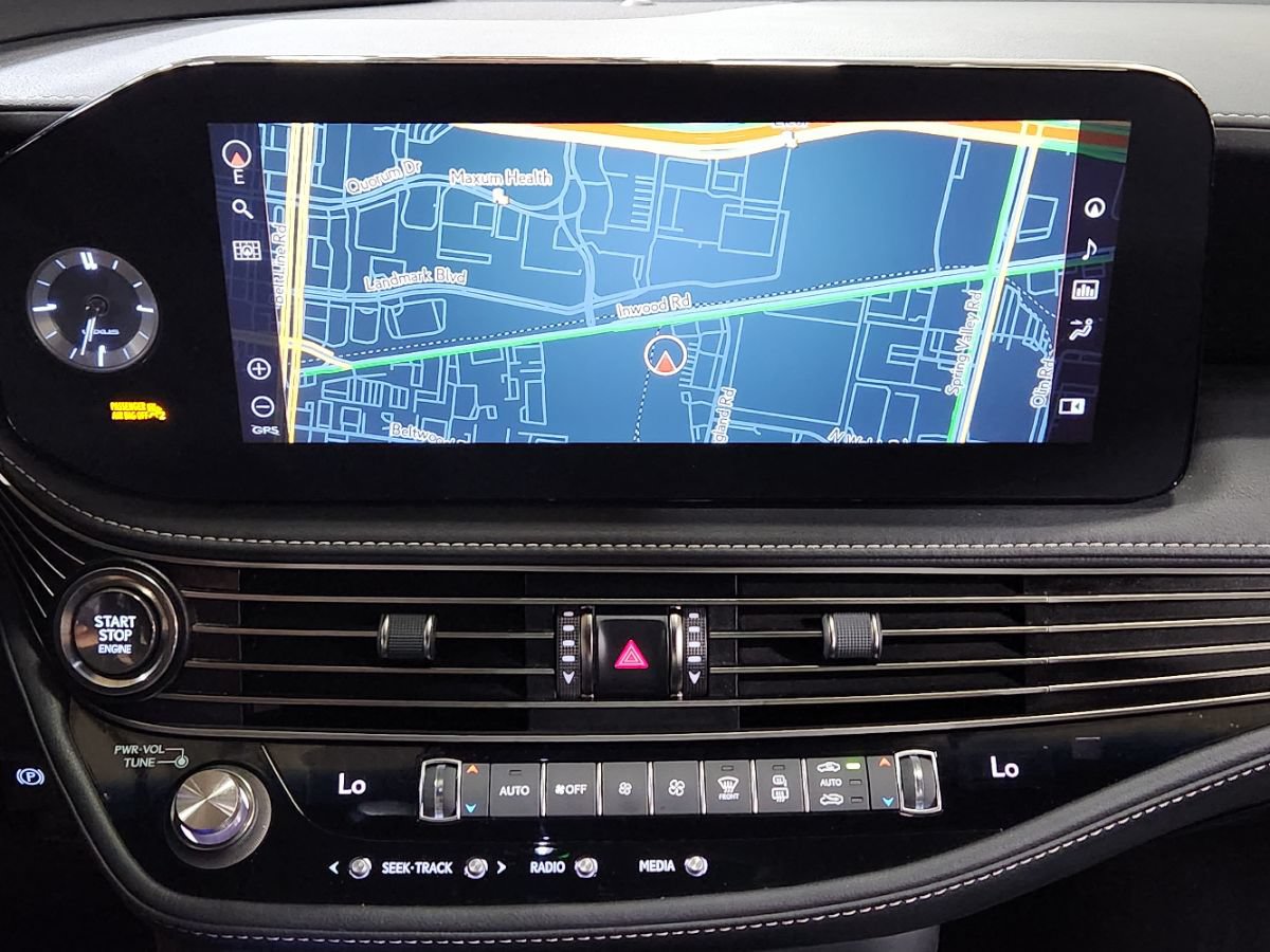 Used 2021 Lexus LS 500 RWD image 35