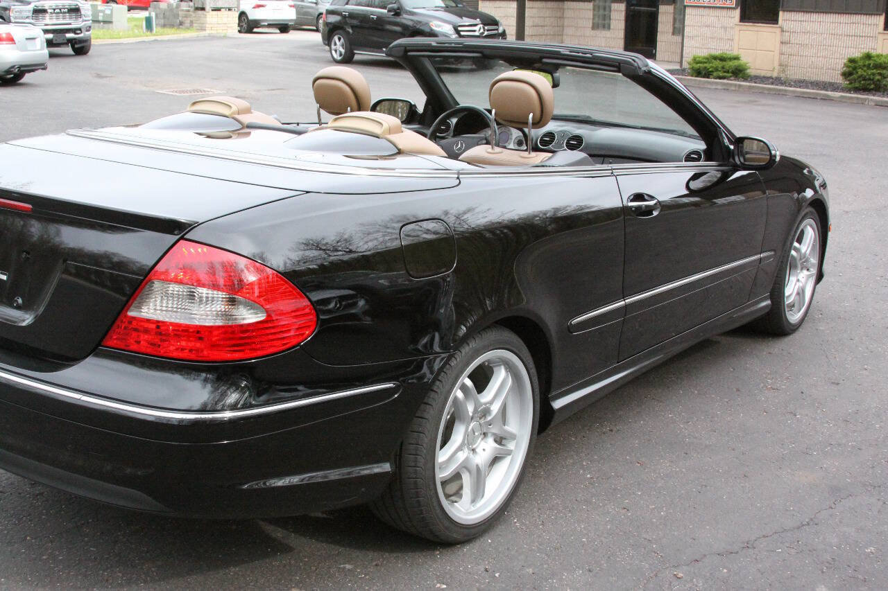 Used 2008 Mercedes-Benz CLK 550 Cabriolet image 7