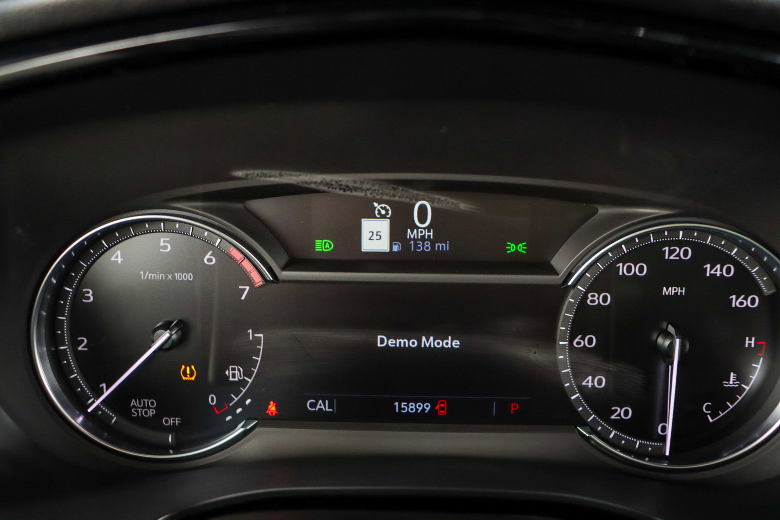 Used 2024 Cadillac XT5 Premium Luxury image 15