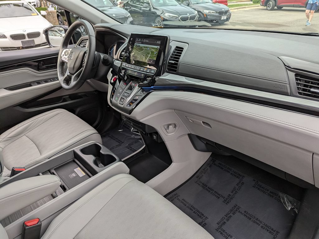 Used 2023 Honda Odyssey Elite image 39