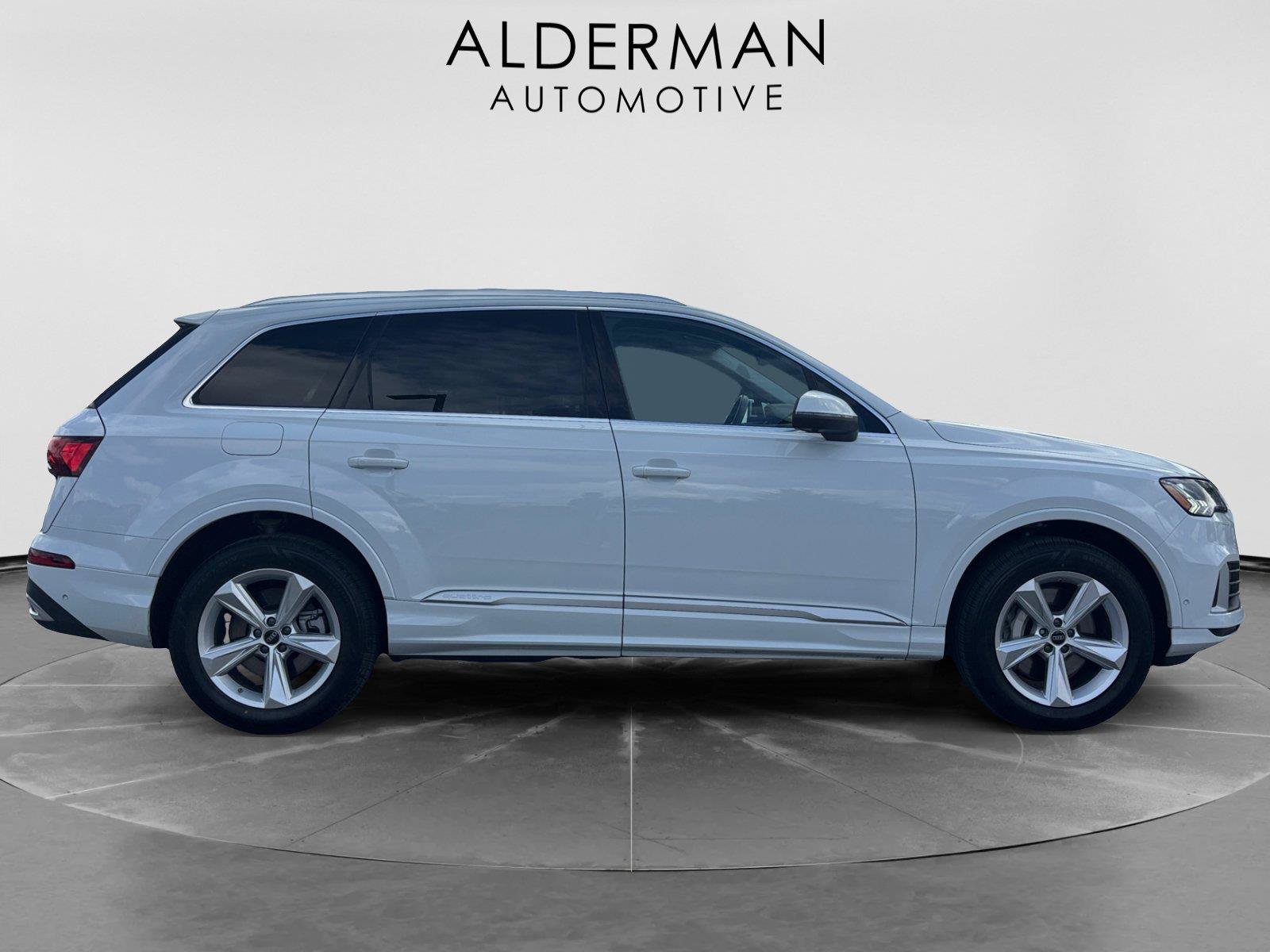 Used 2023 Audi Q7 2.0T Premium Plus w/ Premium Plus Package AWD/4WD image 6