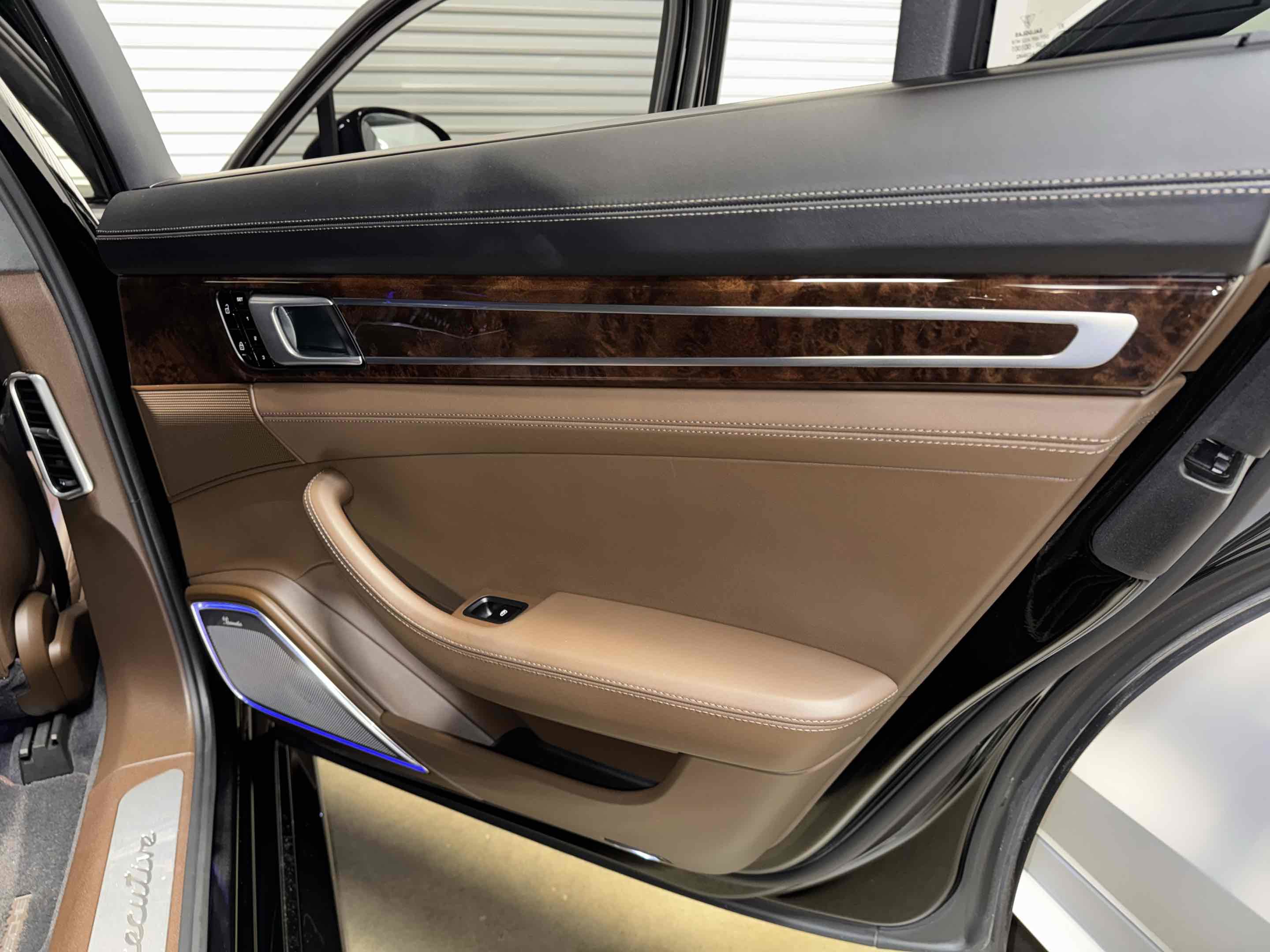 Used 2019 Porsche Panamera Turbo S Executive image 87