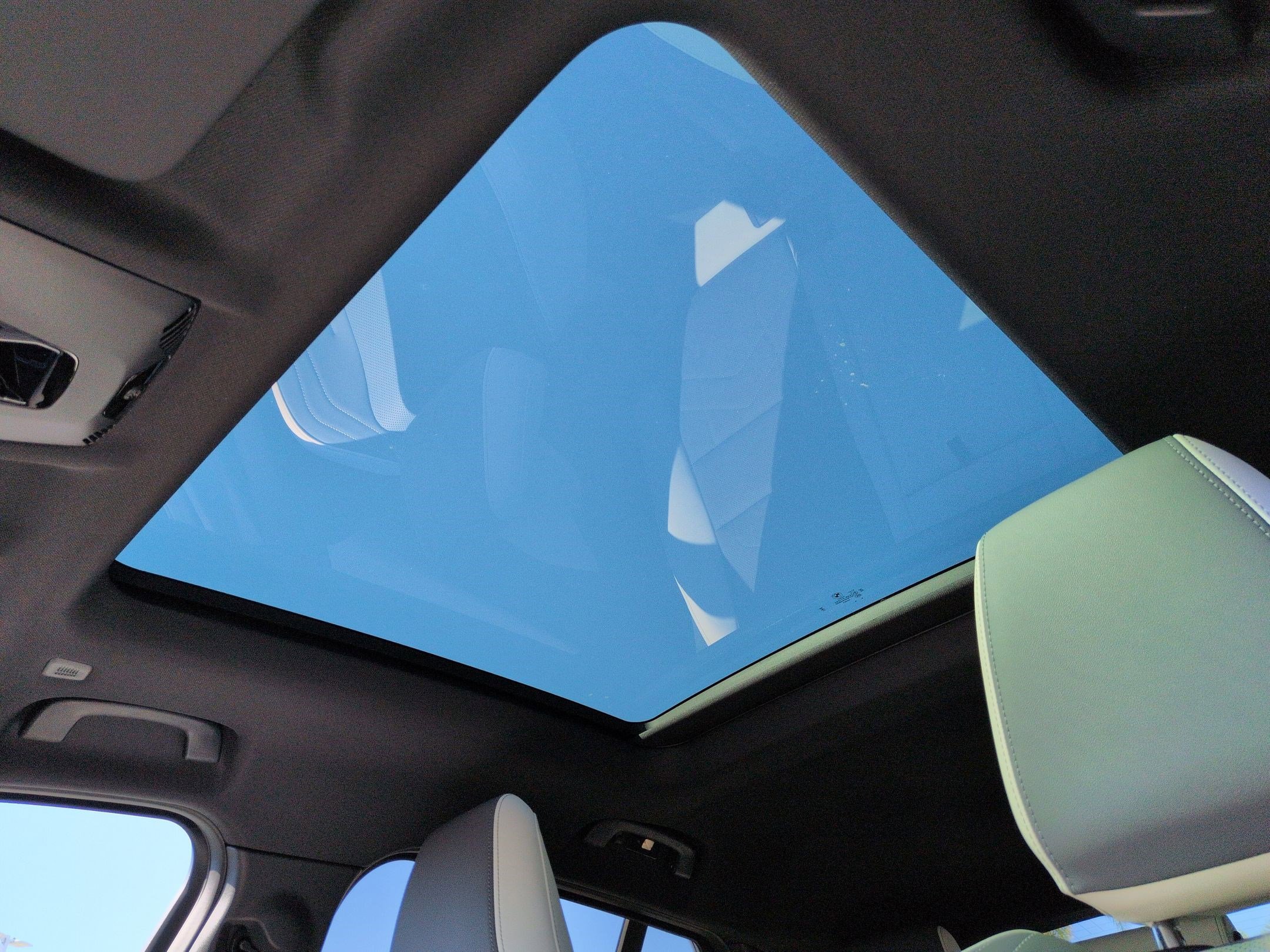 Used 2026 BMW X2 xDrive28i w/ Technology Package image 27