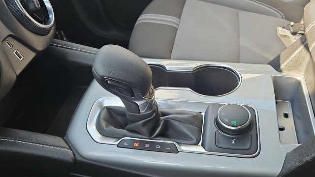 Used 2025 Chevrolet Blazer LT FWD image 16