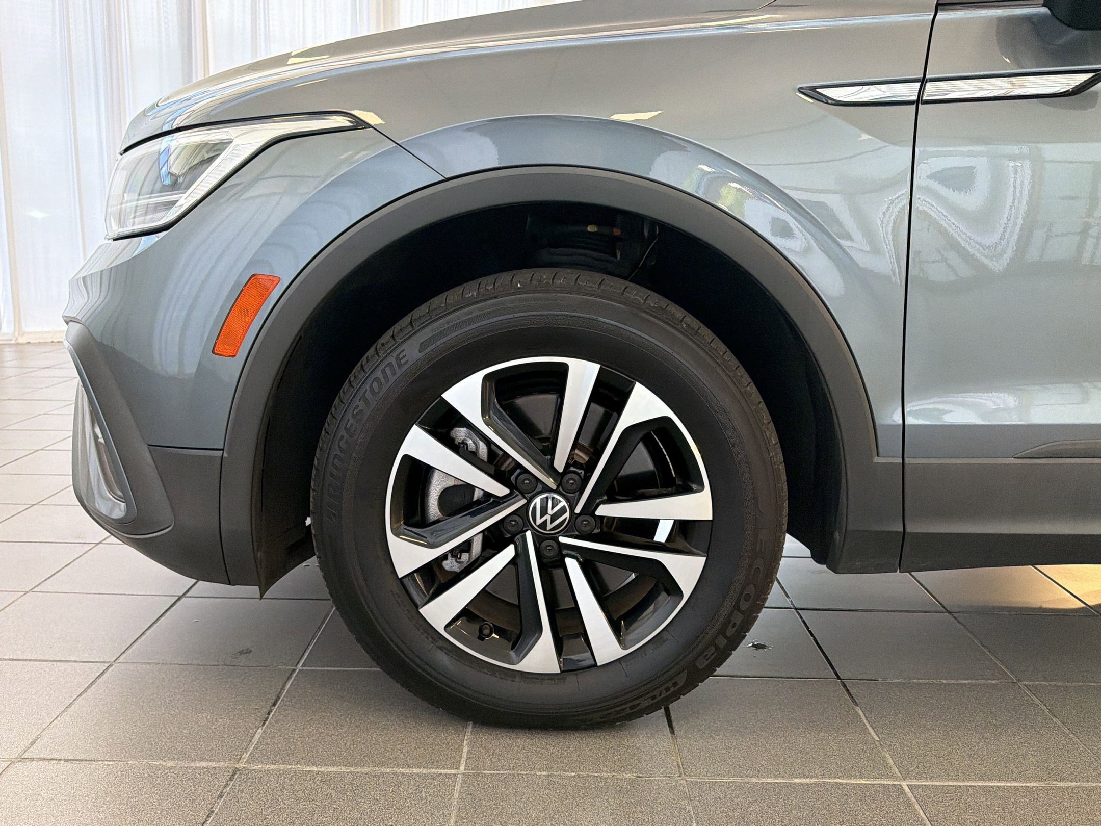 Used 2022 Volkswagen Tiguan S image 12